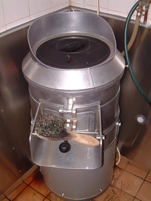 Food Industrial potato peeler in Chip Shop